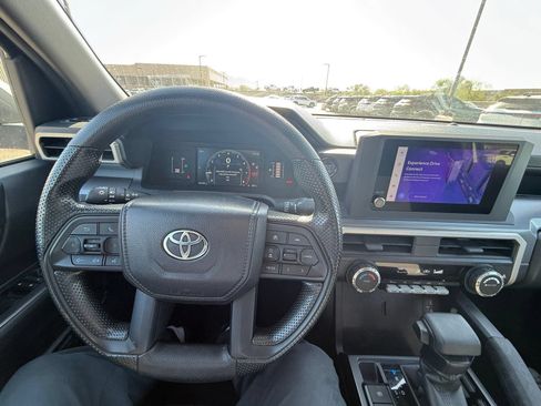 Used 2024 Toyota Tacoma TRD Sport AWD/4WD image 23