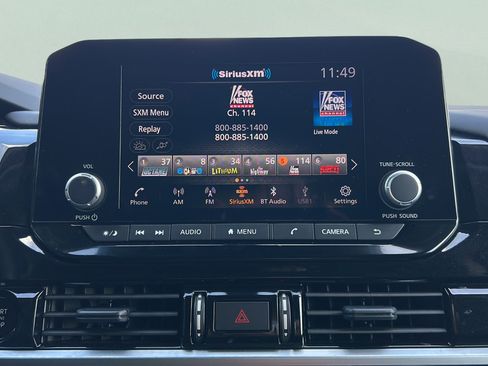 Used 2025 Nissan Pathfinder SV w/ SV Premium Package FWD image 20