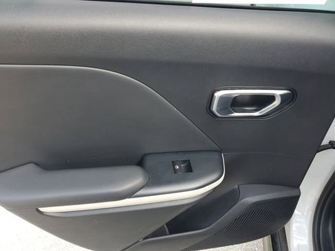 Certified 2025 Kia K4 GT-Line w/ GT-Line Sunroof Package FWD image 9