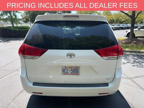 Used 2011 Toyota Sienna LE FWD image 5