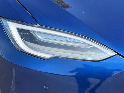 Used 2017 Tesla Model S 75 RWD image 10