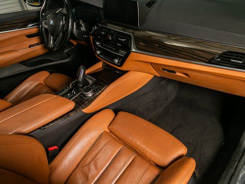 Used 2019 BMW 640i Gran Turismo xDrive w/ Luxury Package image 31