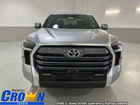 New 2025 Toyota Tundra Limited image 2