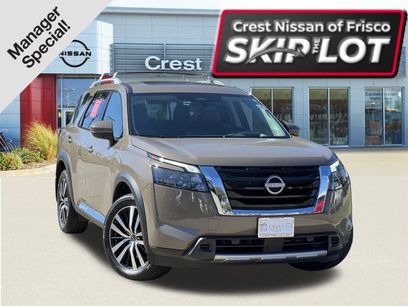 Certified 2025 Nissan Pathfinder Platinum