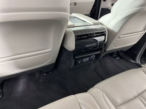 Used 2024 Jeep Wagoneer L Series II w/ Flexible Seating Group image 45