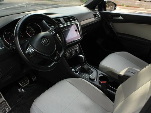 Used 2021 Volkswagen Tiguan SE R-Line AWD/4WD image 13