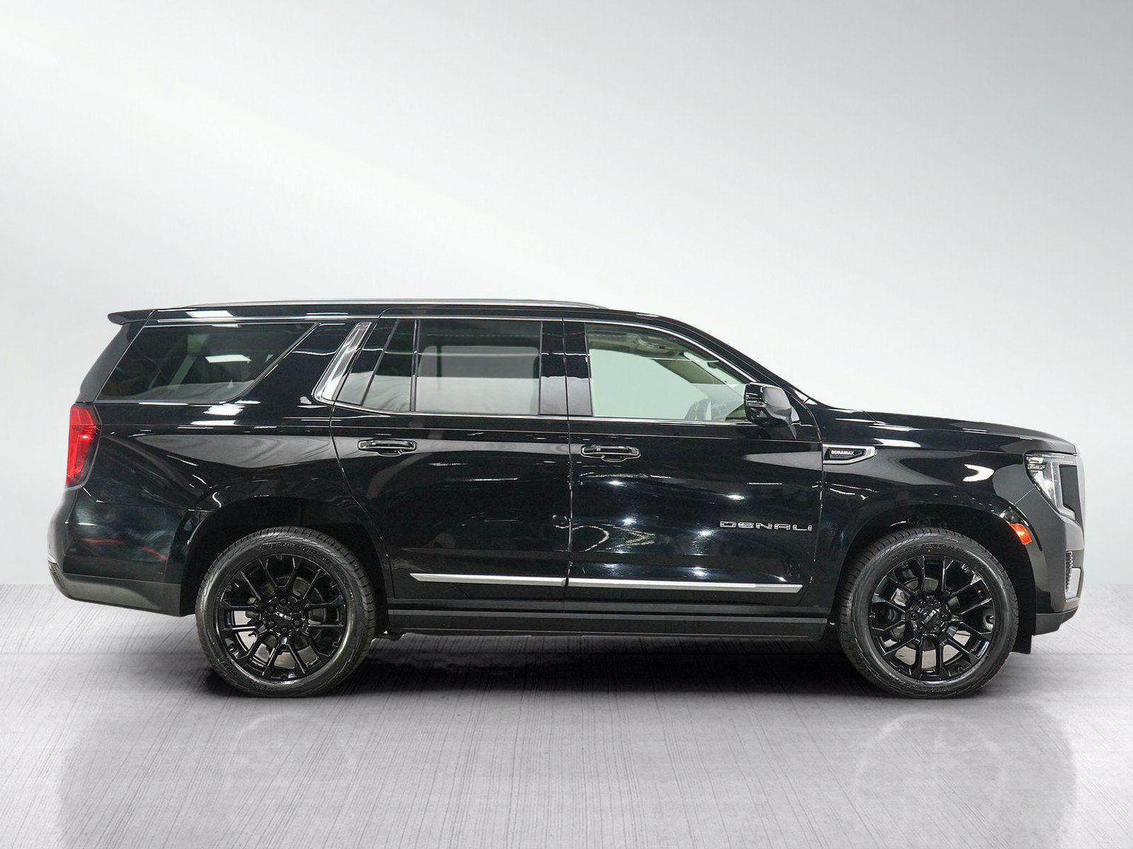 Used 2022 GMC Yukon Denali AWD/4WD image 6