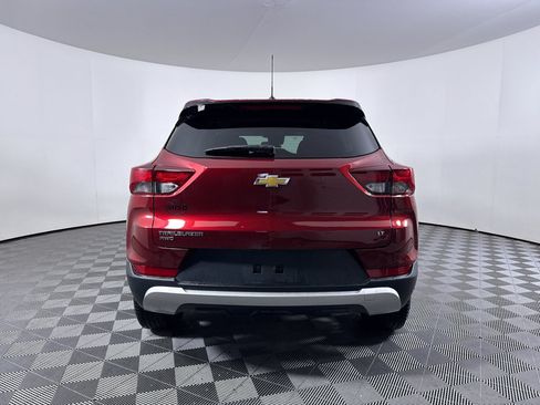 Used 2023 Chevrolet TrailBlazer LT AWD/4WD image 9
