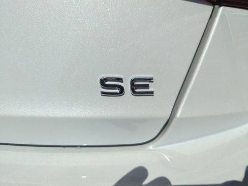 New 2026 Volkswagen Jetta SE FWD image 45
