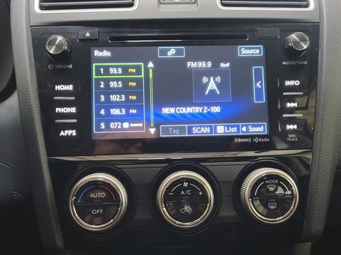 Used 2018 Subaru Forester 2.5i Premium w/ All-Weather Package image 18