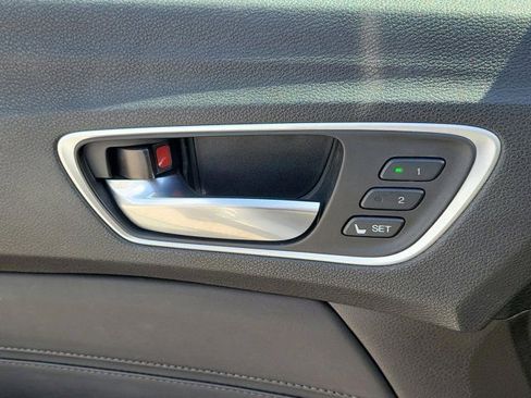 Used 2018 Acura TLX V6 image 15