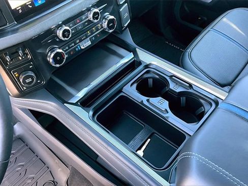 New 2026 Ford F250 Platinum w/ FX4 Off-Road Package image 8