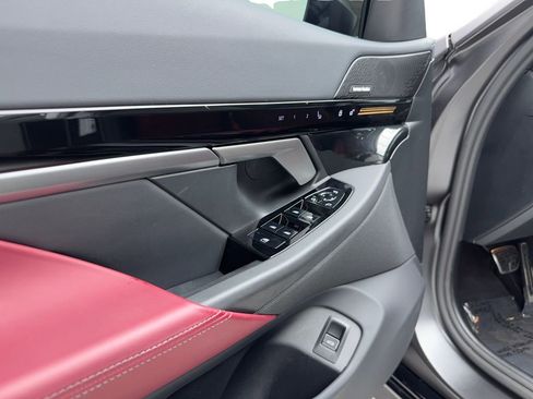 Used 2026 BMW 530i w/ M Sport Package image 58