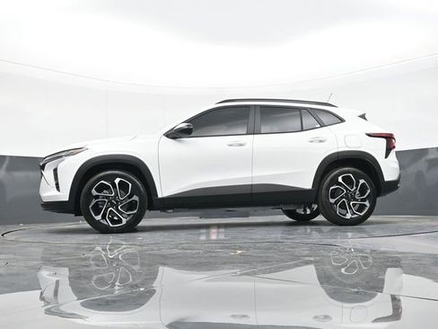 New 2026 Chevrolet Trax RS w/ Sunroof Package image 56