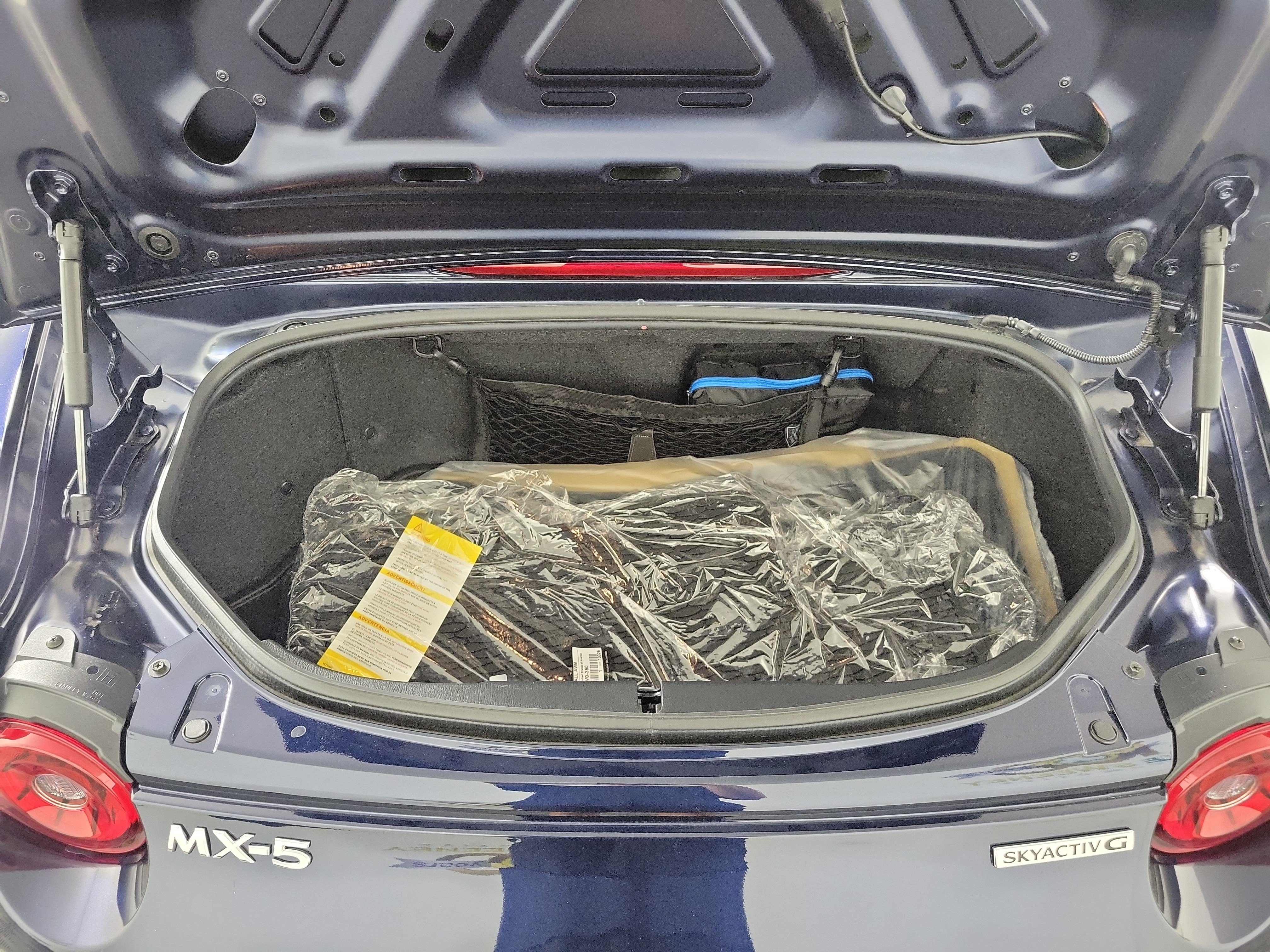 New 2026 MAZDA MX-5 Miata Club w/ Interior Package RWD image 27