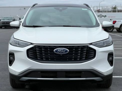 New 2024 Ford Escape SE w/ PHEV Premium Package FWD image 38