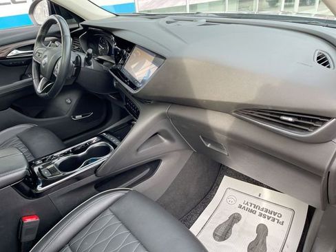 Used 2022 Buick Envision Avenir w/ Technology Package II image 30