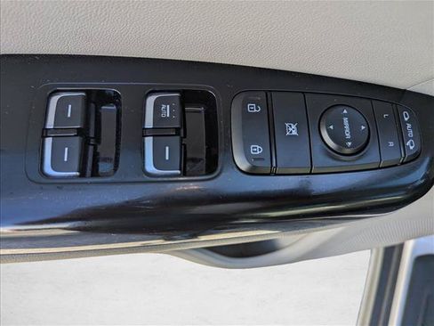 Used 2020 Kia Sportage EX FWD image 10