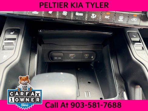 Certified 2023 Kia Telluride EX w/ EX Captain's Chair Package FWD image 23
