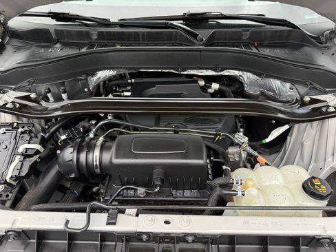 Used 2020 Ford Explorer Limited RWD image 35