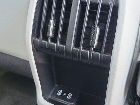 Used 2024 Hyundai Kona SEL FWD image 25