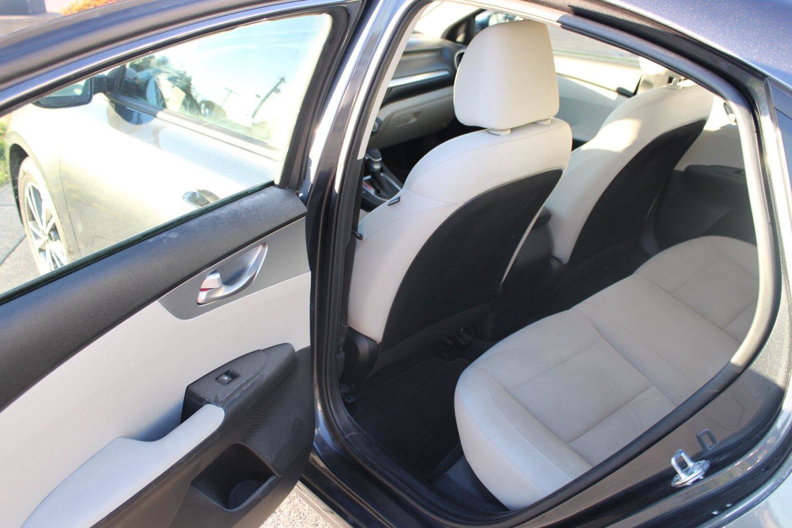 Used 2023 Kia Forte LXS FWD image 15