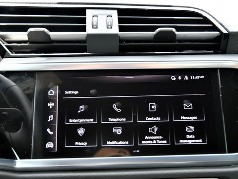 Used 2025 Audi Q3 2.0T Premium image 22