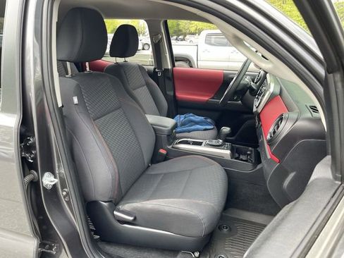 Certified 2023 Toyota Tacoma SR5 AWD/4WD image 20