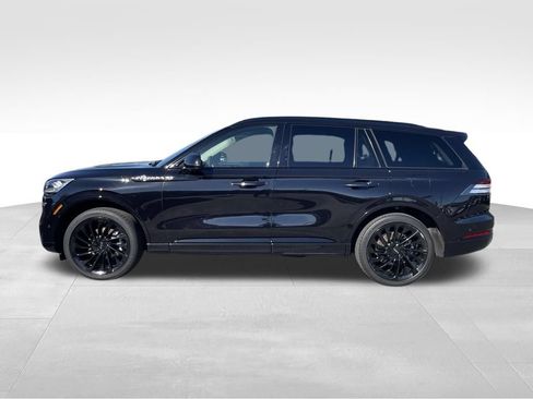 Used 2023 Lincoln Aviator Reserve w/ Jet Package AWD/4WD image 3