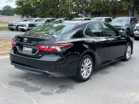 Used 2022 Toyota Camry LE FWD image 7