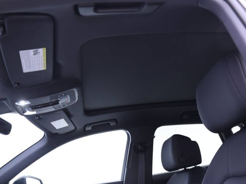 Certified 2025 Audi Q3 2.0T Premium w/ Convenience Package image 17