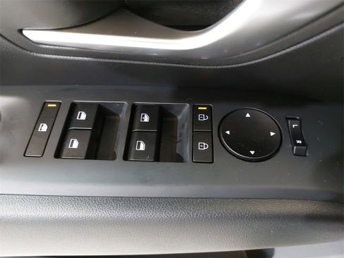 Certified 2025 Hyundai Tucson SE image 26