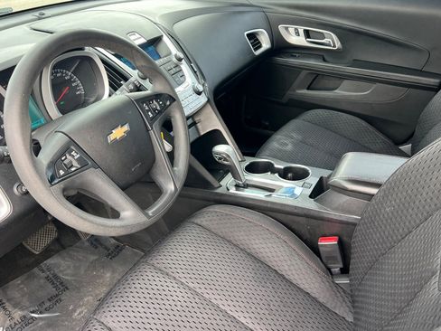 Used 2015 Chevrolet Equinox LS image 7