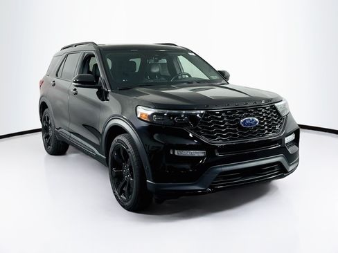 Used 2022 Ford Explorer ST w/ Equipment Group 401A AWD/4WD image 3