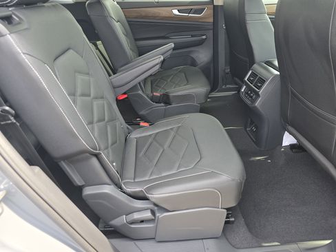 New 2026 Volkswagen Atlas SE AWD/4WD image 17