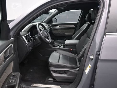 Used 2022 Volkswagen Atlas Cross Sport SE AWD/4WD image 9