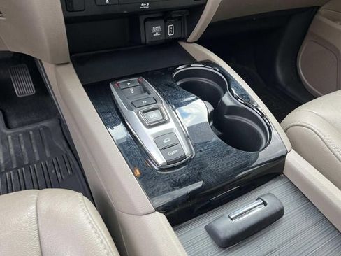 Used 2020 Honda Pilot Touring image 36