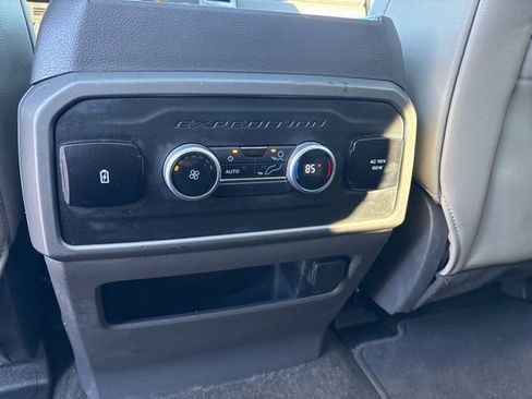 Certified 2021 Ford Expedition XLT image 34
