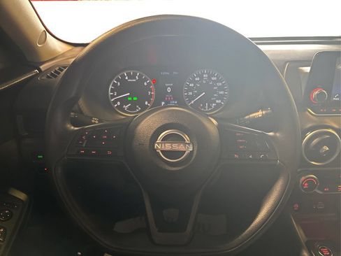Used 2024 Nissan Sentra S FWD image 28