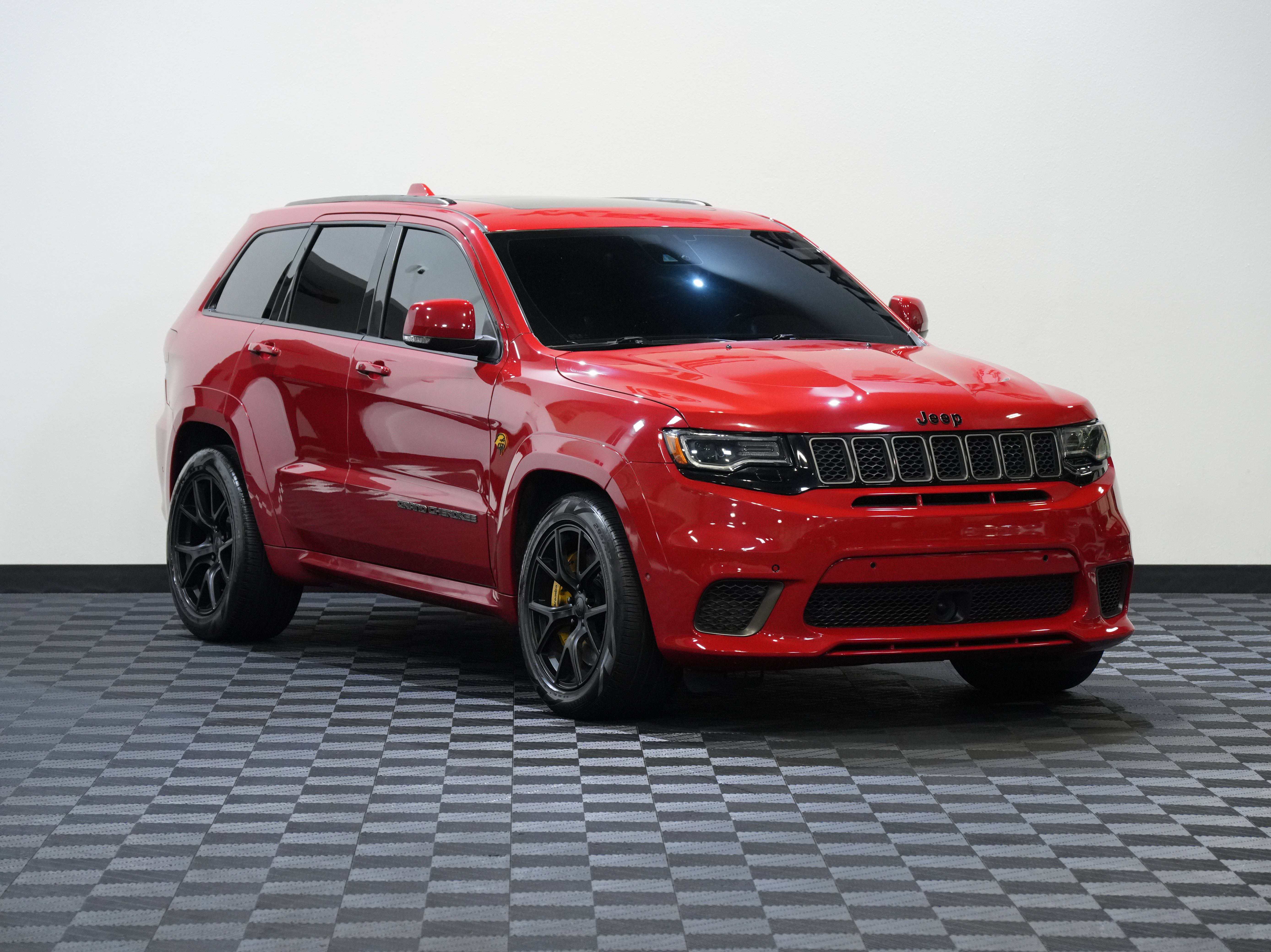 Used 2019 Jeep Grand Cherokee Trackhawk w/ Trailer Tow Group IV AWD/4WD image 5