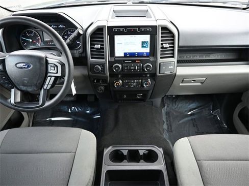 Used 2022 Ford F450 XL w/ STX Appearance Package image 31