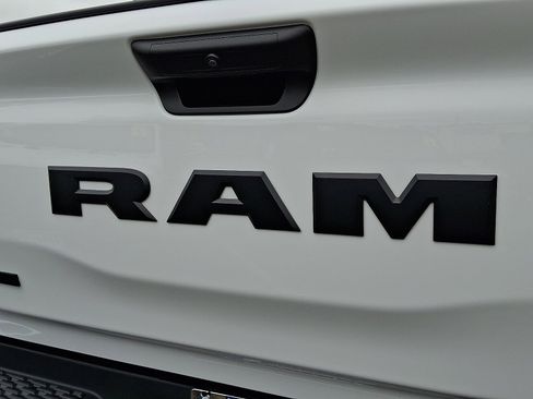 Used 2025 RAM 1500 Big Horn AWD/4WD image 29