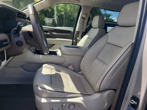 Used 2021 GMC Yukon XL Denali RWD image 20