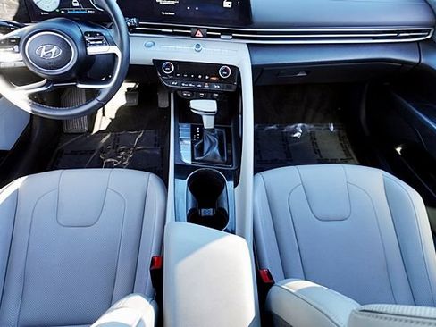Certified 2023 Hyundai Elantra Limited FWD image 21