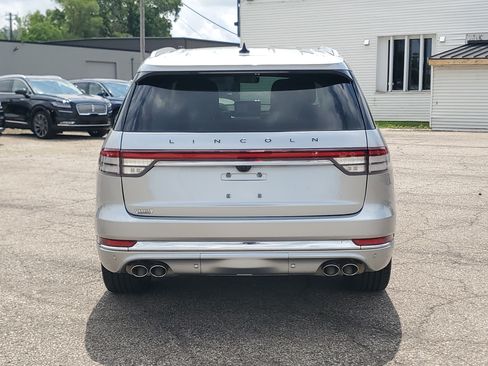 Used 2024 Lincoln Aviator Black Label w/ Class IV Trailer Tow Package AWD/4WD image 5