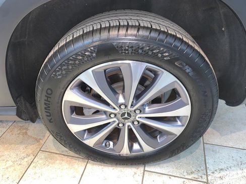 Used 2022 Mercedes-Benz GLE 350 4MATIC image 11