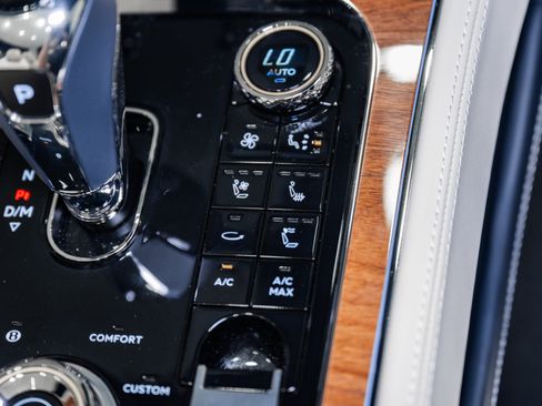New 2026 Bentley Continental GTC AWD/4WD image 43