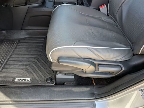 Used 2015 Honda CR-V LX image 14