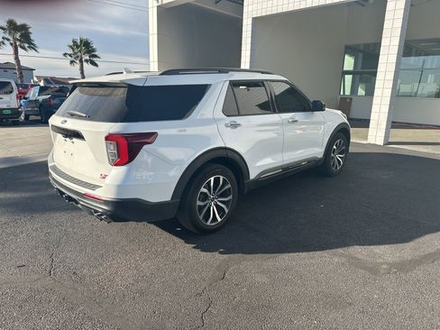Used 2020 Ford Explorer ST w/ Premium Technology Package AWD/4WD image 4