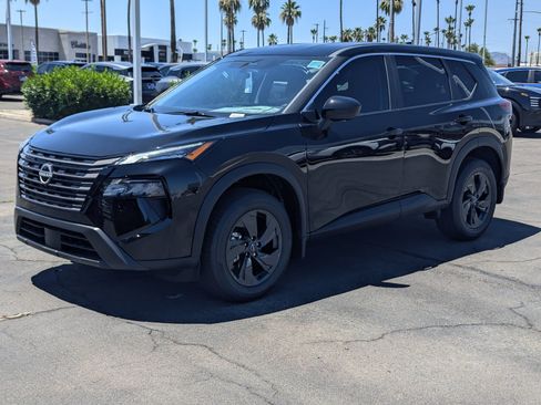 New 2026 Nissan Rogue SV FWD image 5